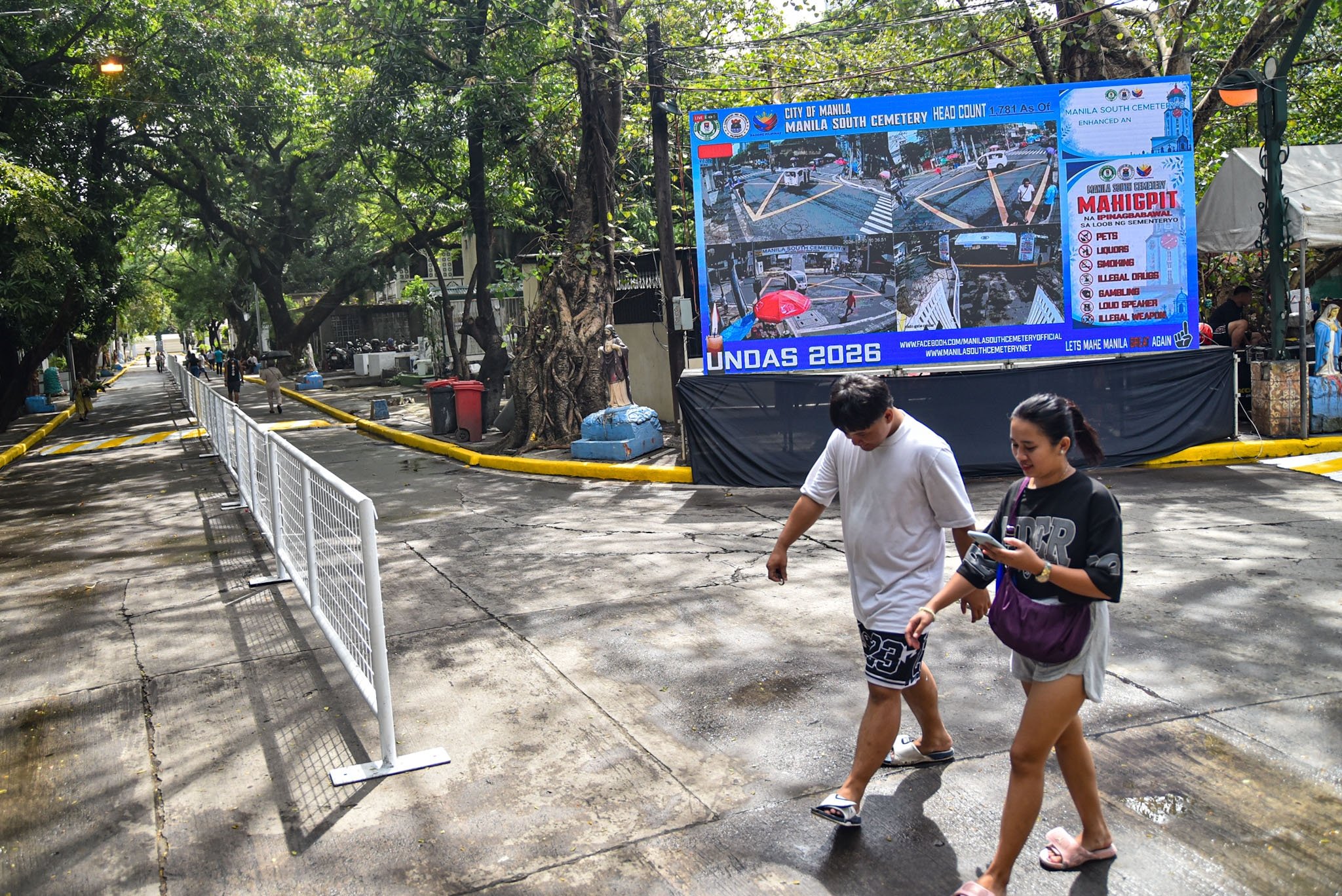 Manila South Cemetery ahead of Undas