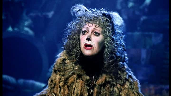 ELAINE Paige appears as Grizabella.