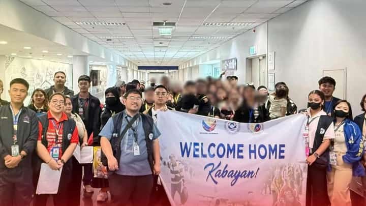 Returning OFWs from Riyadh receive medical, financial aid