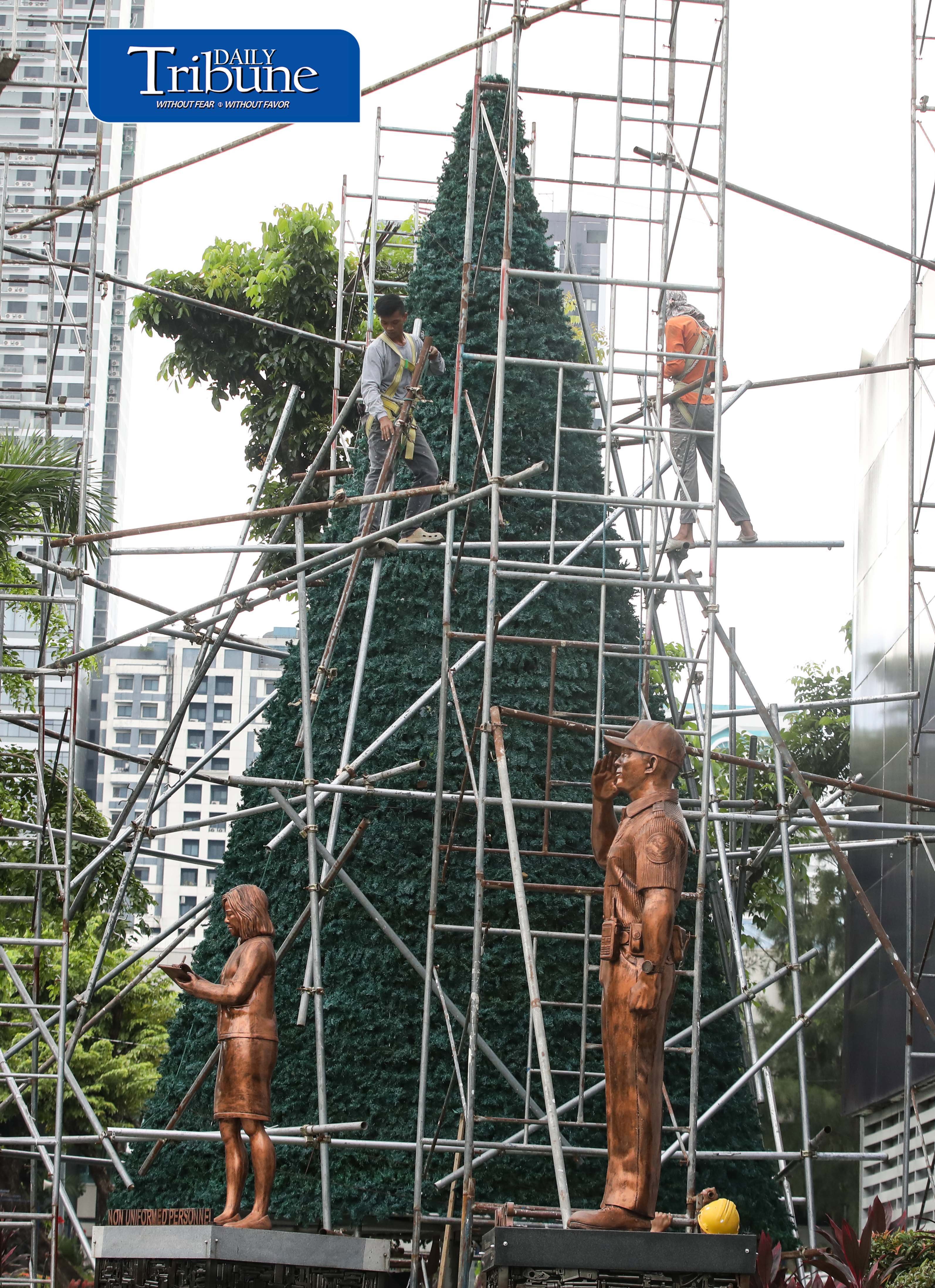 Camp Crame Christmas tree 
