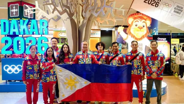 POC president Abraham Tolentino (center), secretary general Atty. Wharton Chan (third from left) and chef de mission Rocky Samson (right) welcomes the first batch of athletes and coaches who will participate in the 4th Youth Olympic Games in Dakar.