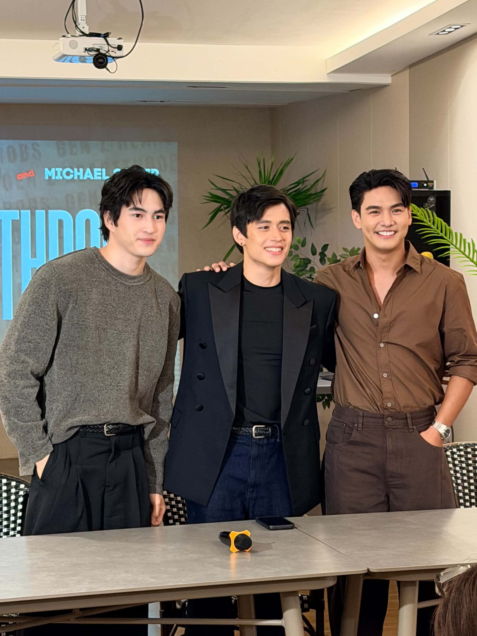 Gen Z heartthrobs team up for concert