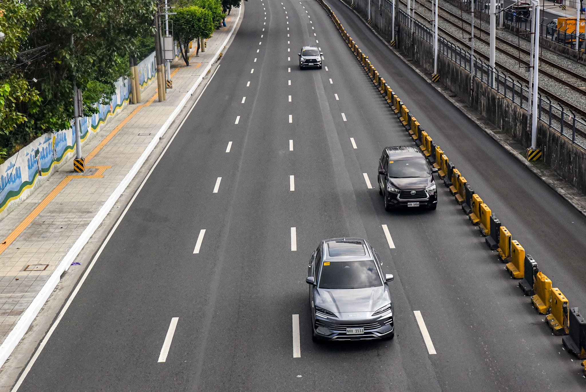 Light traffic at EDSA before Undas