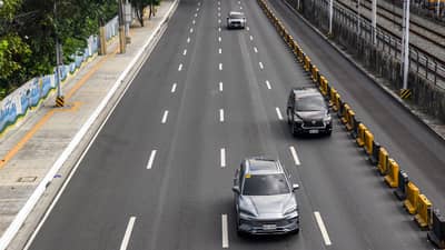 Light traffic at EDSA before Undas