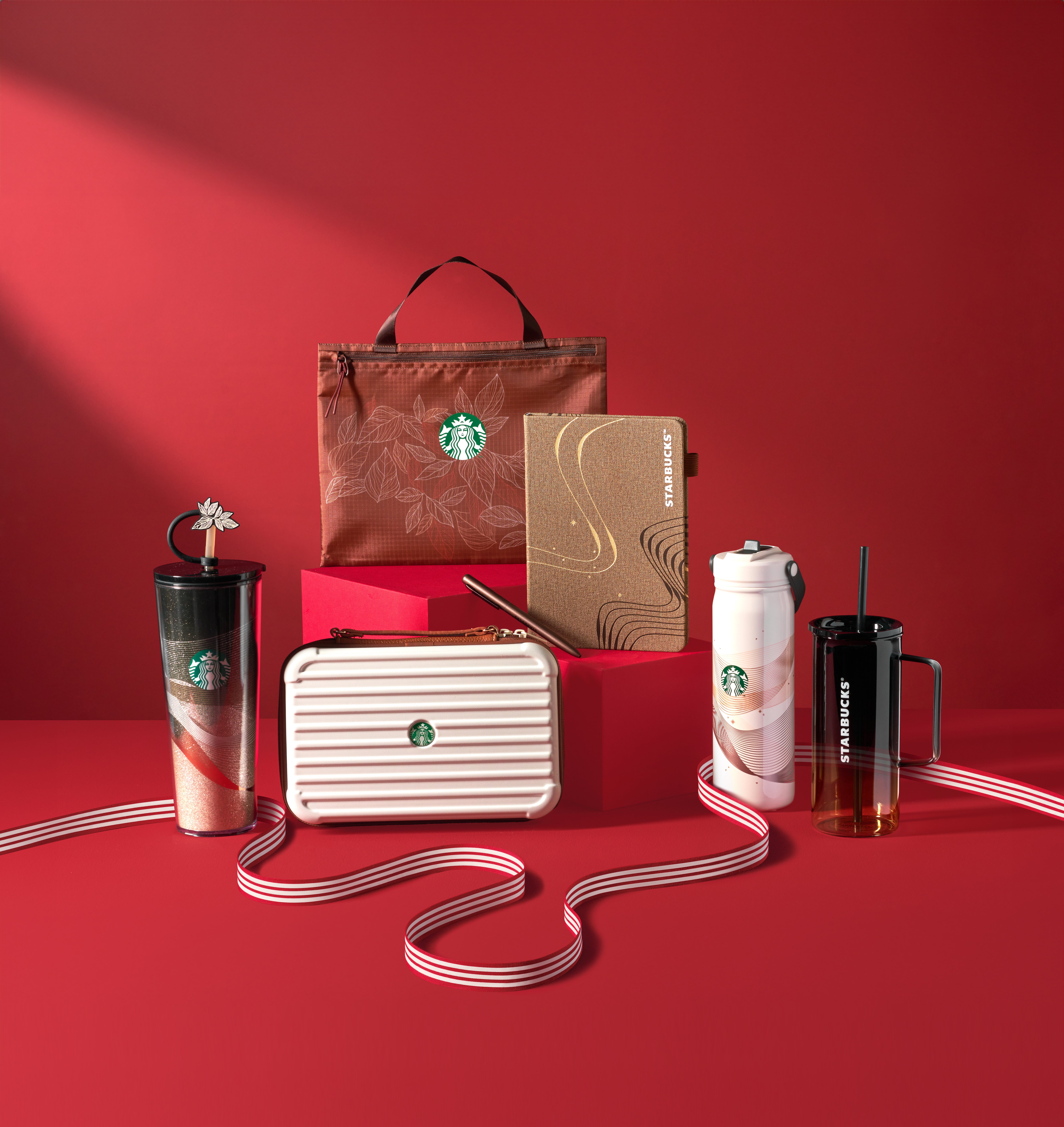 New travel case, glass mug join Starbucks Traditions holiday lineup