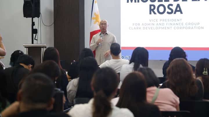Around 90 Clark Freeport companies joined a CDC-DOLE seminar on digital labor compliance, online reporting, and government workforce services.