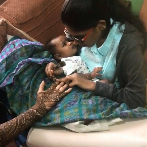 "கல்யாணமாகி, குழந்தை பிறந்துட்டா பிடிச்ச வேலையை செய்யக்கூடாதா?!" மெஹந்தி ஆர்டிஸ்ட்' ஷோபனா