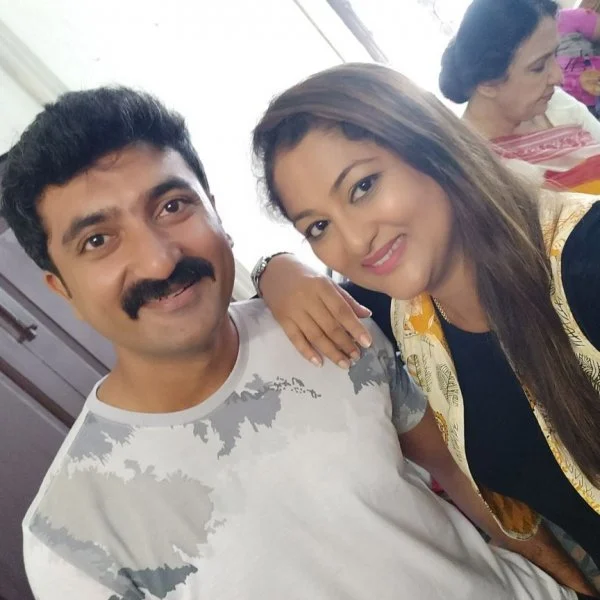 "காயத்ரி அவ்வளவு சீக்கிரம் செத்துடமாட்டா; ஃபைனல் ட்விஸ்ட் ஒண்ணு இருக்கு!" - 'தெய்வமகள்' ரேகா குமார்