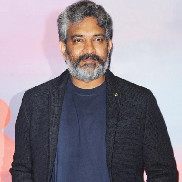ராஜமெளலியின் `ஆர்ஆர்ஆர்’ படத்திலிருந்து விலகிய வெளிநாட்டு நடிகை!