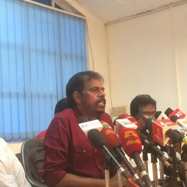 'பெஃப்சி தொழிலாளர்களுக்கு வீடுகள் கட்டப்படும்' - ஆர்.கே செல்வமணி