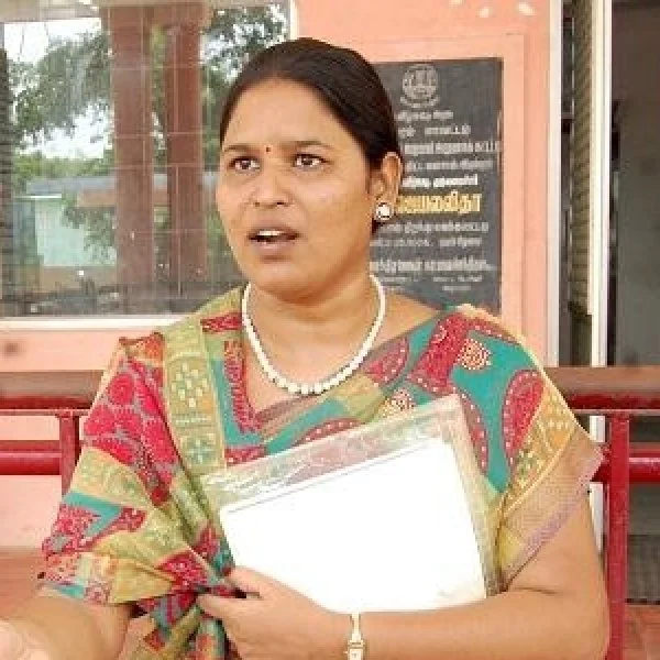``சினிமாதான் வைரலாகும்; ராஜலட்சுமி பத்தி பேச யாருமில்ல!’’ ஆசிரியை சபரிமாலா