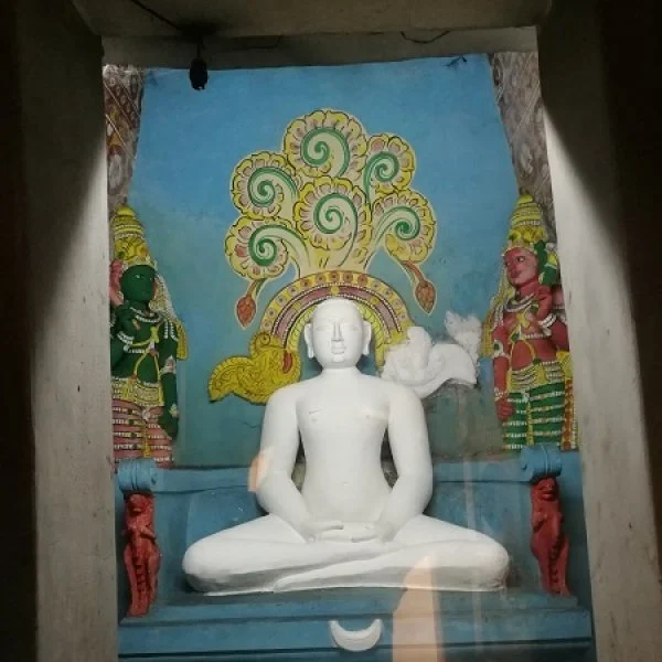 நெருப்புக் கோயில், குருத்வாரா... தமிழகத்தில் மாற்று மதக் கோயில்கள்!