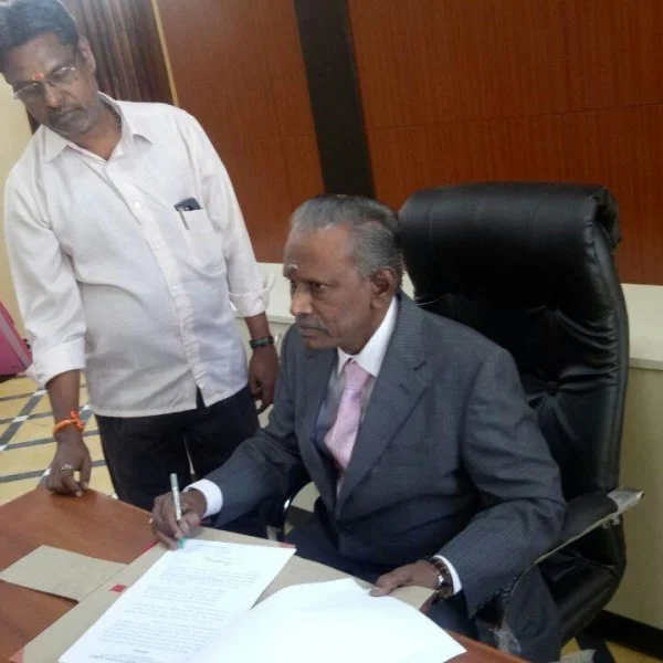 ஆறுமுகசாமி ஆணையம்