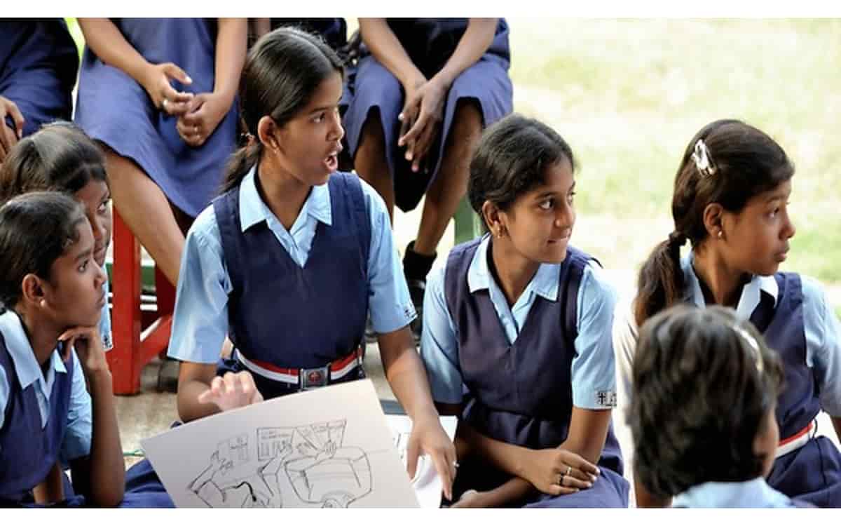 மக்களே... எல்.கே.ஜி., என்ஜினீயரிங் எது ...