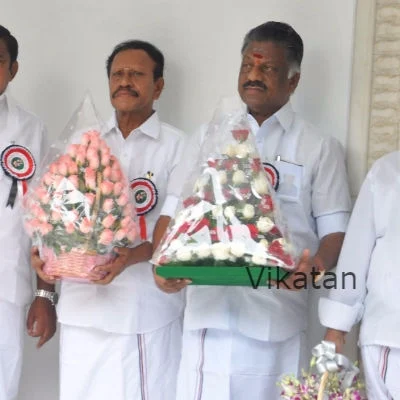 அ.தி.மு.க