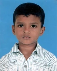காற்றுக்காக வீட்டின் முற்றத்தில் தூங்கிய தாத்தா, பேரன் வாகனம் மோதி பலி