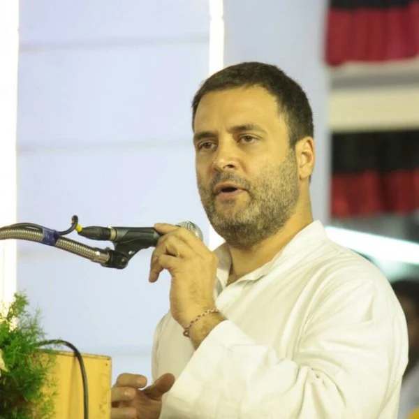 ரபேல் போர் விமான ஊழல் - பத்திரிகையாளர்கள் மிரட்டப்படுவதாக ராகுல் குற்றச்சாட்டு!