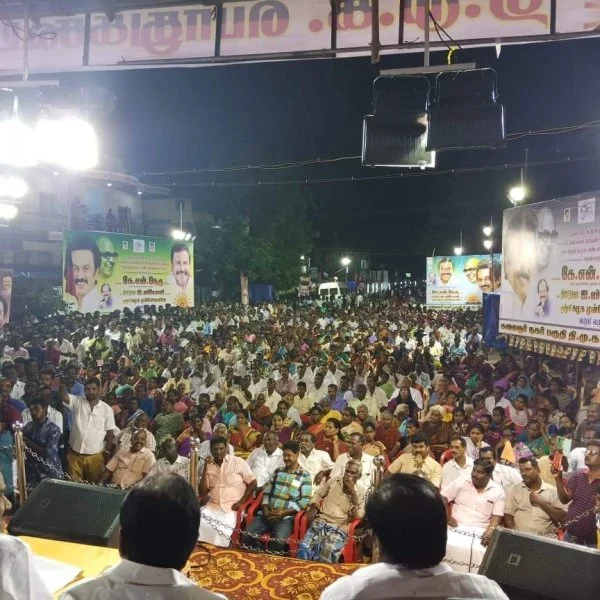 ‘குடிசை மாற்று வாரிய இடத்தைப் பங்கு போட போட்டி’ - அ.தி.மு.க-வினரை சாடும் கே.என்.நேரு