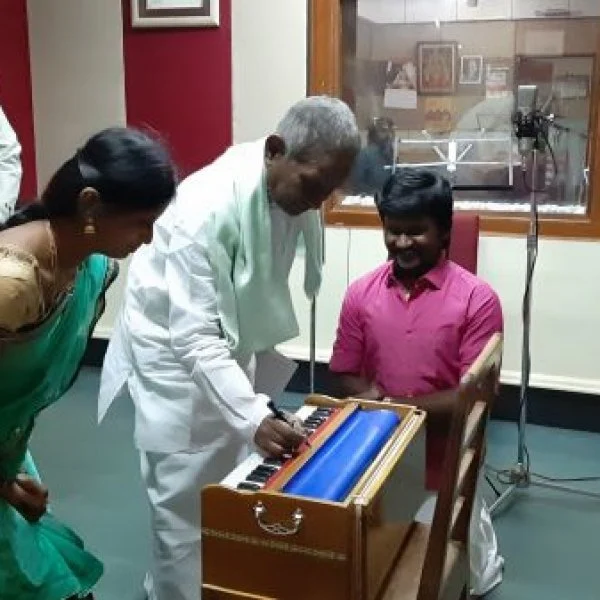 ''என் கணவருக்கு இப்படியொண்ணு நடந்ததே இல்லை!’’ - நெகிழும் ராஜலட்சுமி செந்தில் கணேஷ்