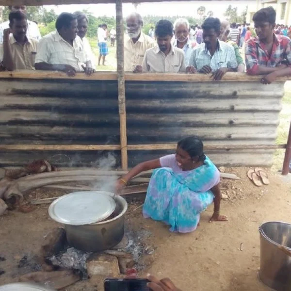 மீண்டும் உற்சாகமாக பணியில் பாப்பம்மாள்! 29 மாணவர்கள் ஆப்சென்ட்