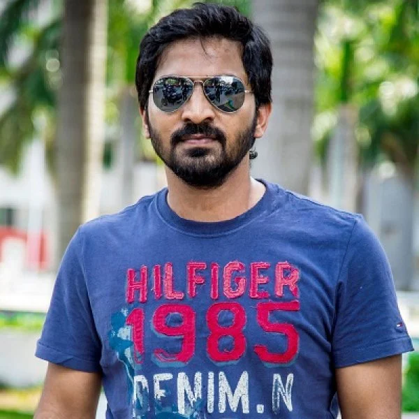 நிதின் சத்யா தயாரிப்பில் நடிக்கிறார் வைபவ்!