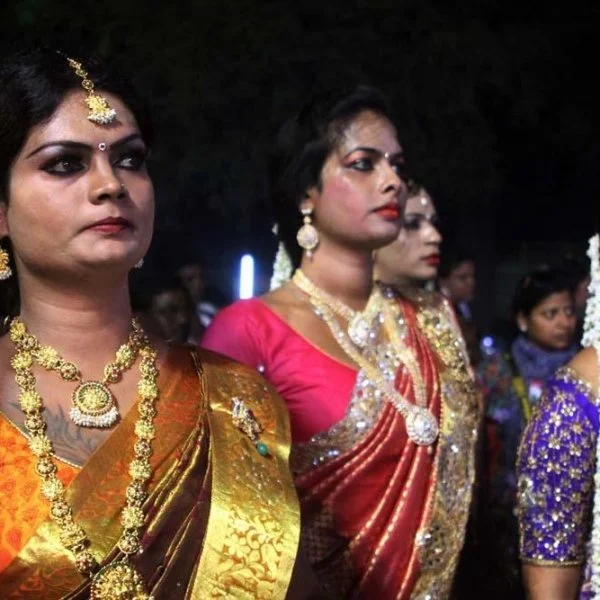 `இலவசமாக தங்கும் வசதியுடன் படிப்பு' - திருநங்கைகளுக்காகக் கேரள அரசின் அசத்தல் திட்டம்