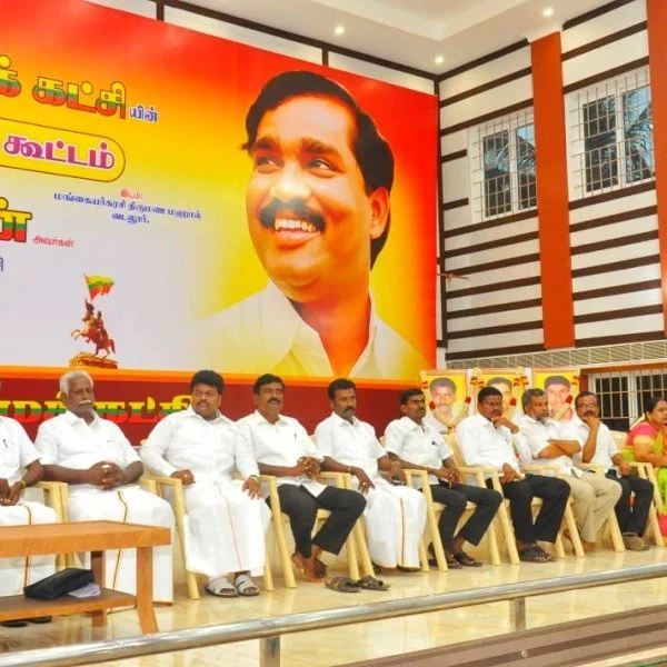 `3 கட்சிகள் நிற்கும்போது நாம் ஏன் தனித்து நிற்கக்கூடாது!'- பொதுக்குழுவில் வேல்முருகன் ஆடியோ ரிலீஸ்