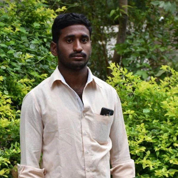ஏரியில் மூழ்கி உயிருக்குப் போராடிய 6 பேரை காப்பாற்றிய இளைஞருக்கு குவியும் பாராட்டுகள்!