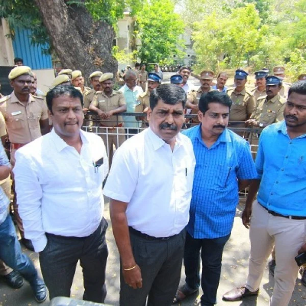 ``பொள்ளாச்சி வழக்கு சி.பி.ஐ-க்குப் போன பிறகு சைபர் கிரைம் போலீஸ் அழைப்பது ஏன்?'' - கோபால் வழக்கறிஞர்