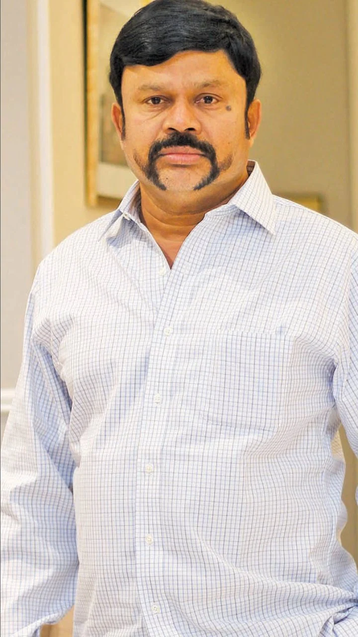 “ஜெ. இருந்திருந்தால் ஜெயராமனை நீக்கியிருப்பார்!” - கொந்தளிக்கும் கே.சி.பி...