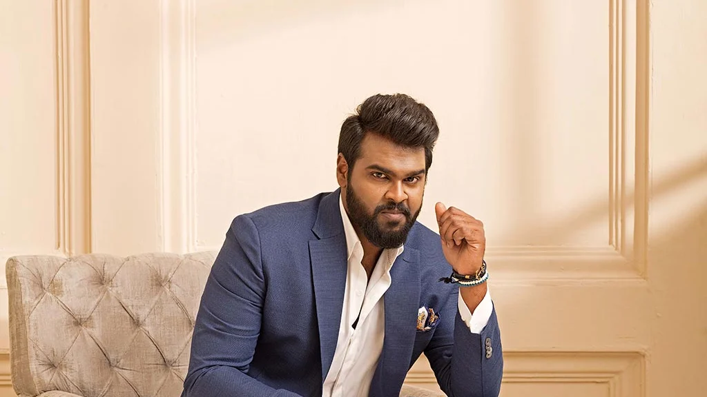 சண்முக பாண்டியன்