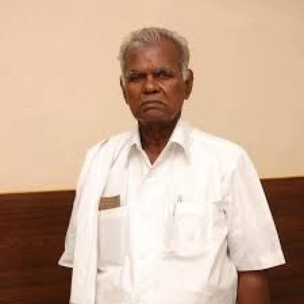 `அவர் இருக்காருனு சொல்றாங்க... எங்கேனுதான் தெரியல!' - முகிலன் குறித்து நல்லகண்ணு வேதனை!