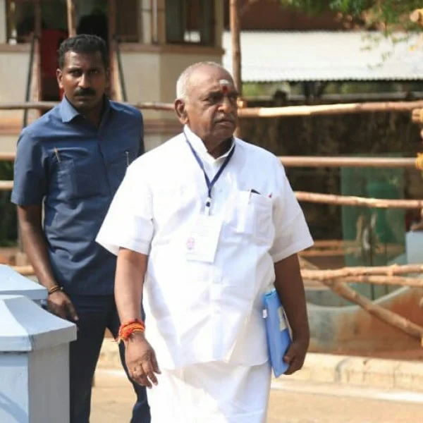 ``நான் என் சொத்தை எழுதித் தருகிறேன்.. திருநாவுக்கரசர் தயாரா?” - பொன்னார் ஆவேசம்