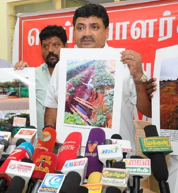`ஓ.பி.எஸ்ஸுக்குத் தெரிந்தே இது நடக்கிறதா?'- ஆதாரத்துடன் கூறும் தி.மு.க எம்.எல்.ஏ.
