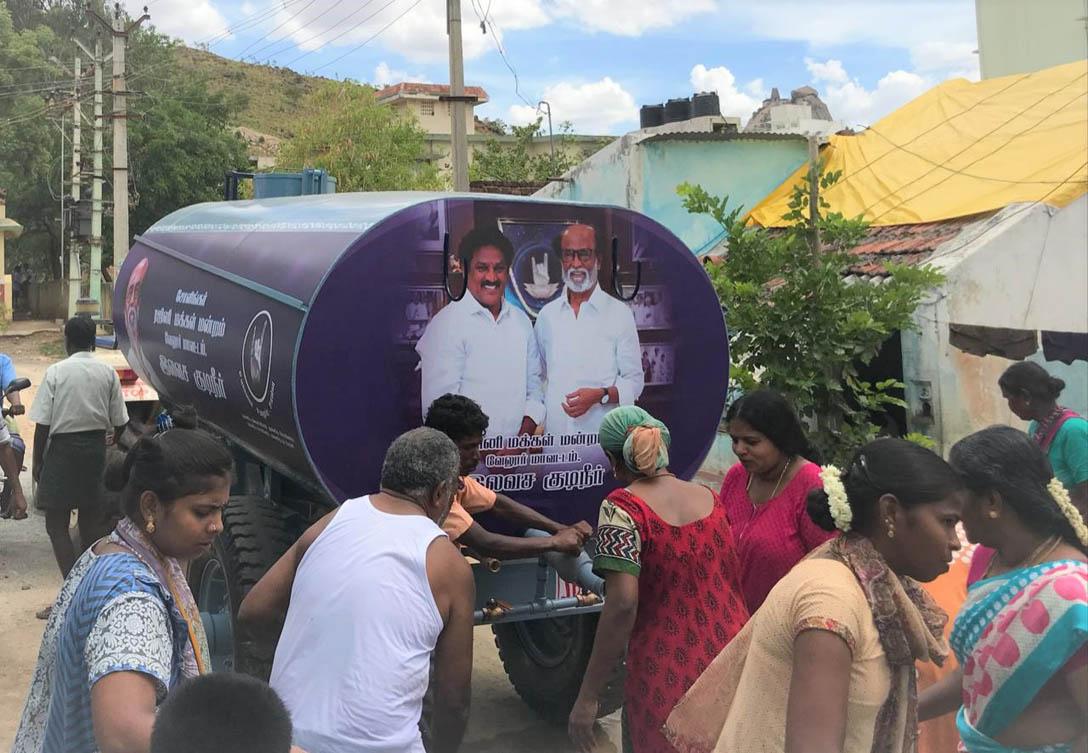 `இலவச குடிநீர்; பிரமாண்ட பேரணி!’ - அரசியல் கட்சிகளை அதிரவைத்த ரஜினி மக்கள் மன்றம்