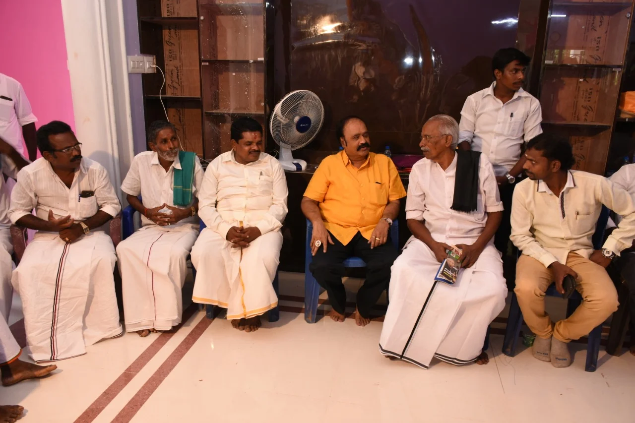 புகழேந்தி