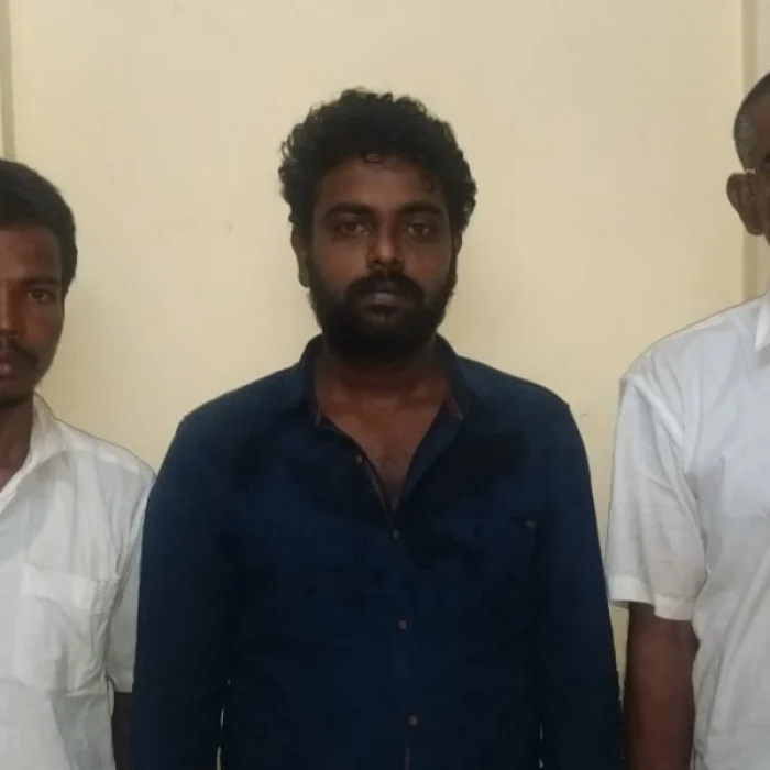 முருகனின் வலதுகரமான தினகரன்