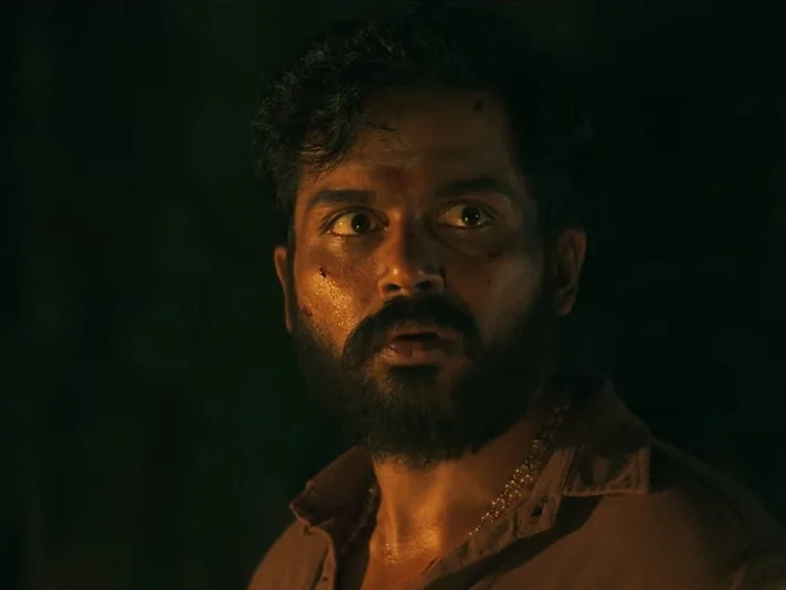 "சாவறதா இருந்தாலும் சண்டைபோட்டு சாவணும் சார்!" பரபர லாரி சேஸுடன் மிரட்டும் 'கைதி' டிரெய்லர்