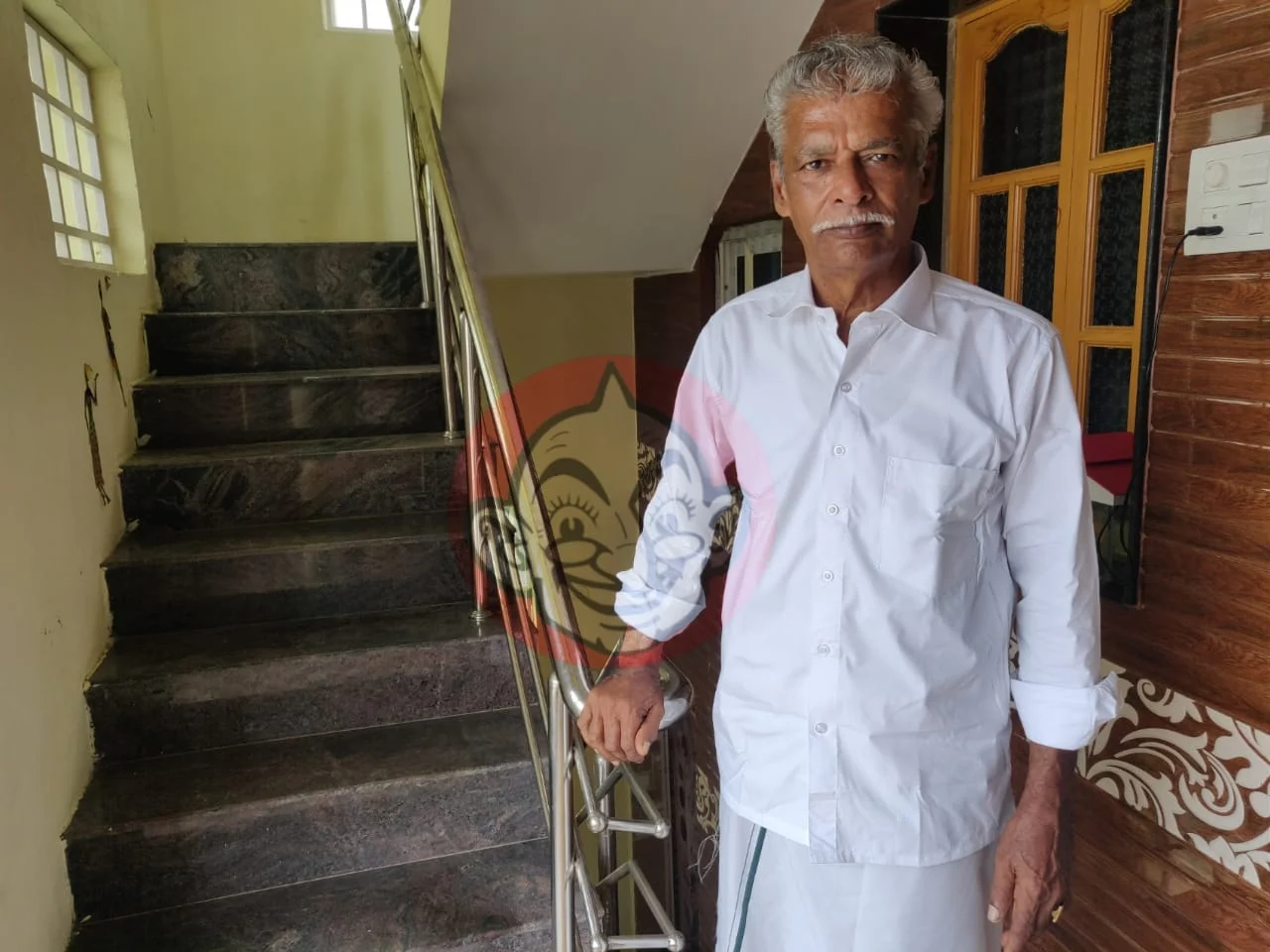 ``ஆயிரங்களிலிருந்து லட்சத்துக்கு விற்பனை... மோடி செய்த நல்லவை..!" - `காரப்பன் சில்க்ஸ்' காரப்பன்