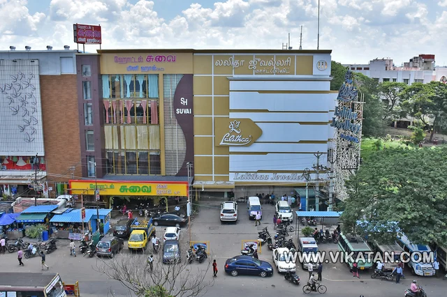 திருச்சியில் நகைகள் கொள்ளையடிக்கப்பட்ட லலிதா ஜுவல்லரி