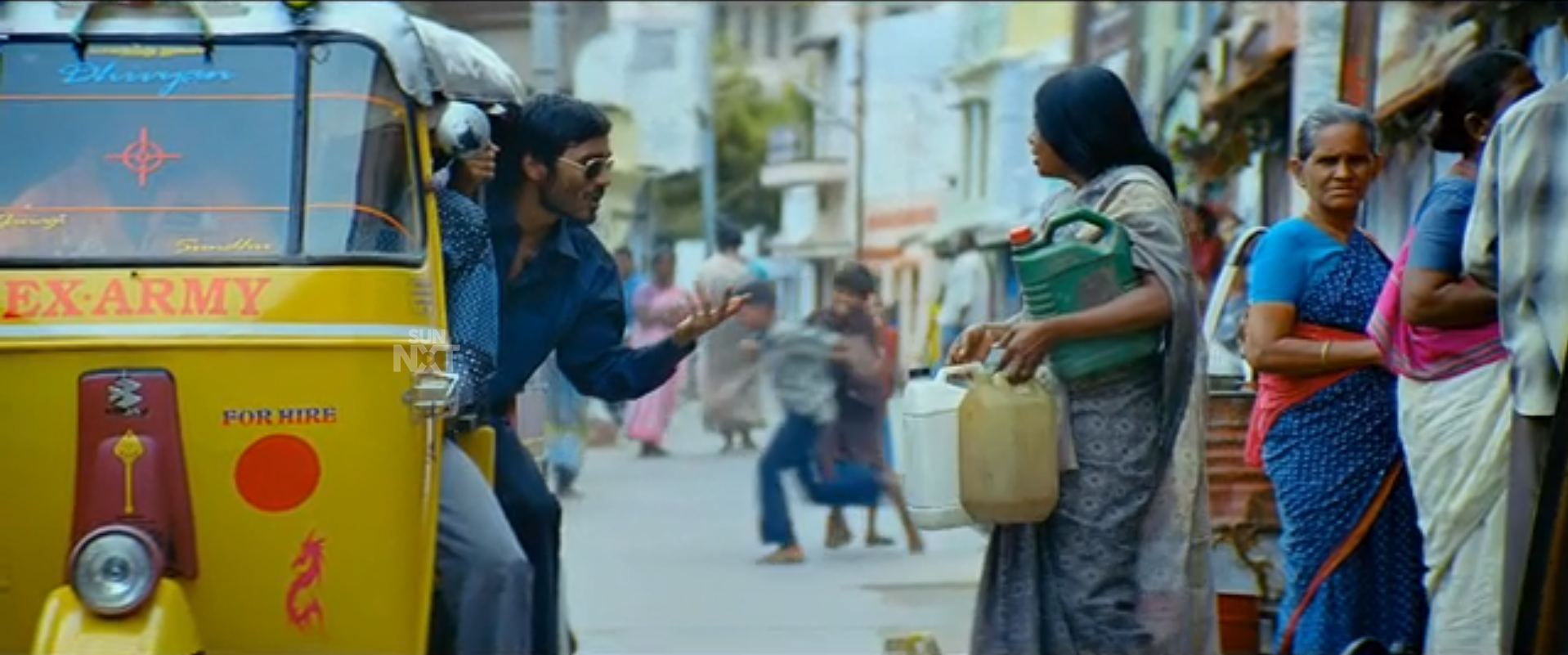 ஆடுகளம்