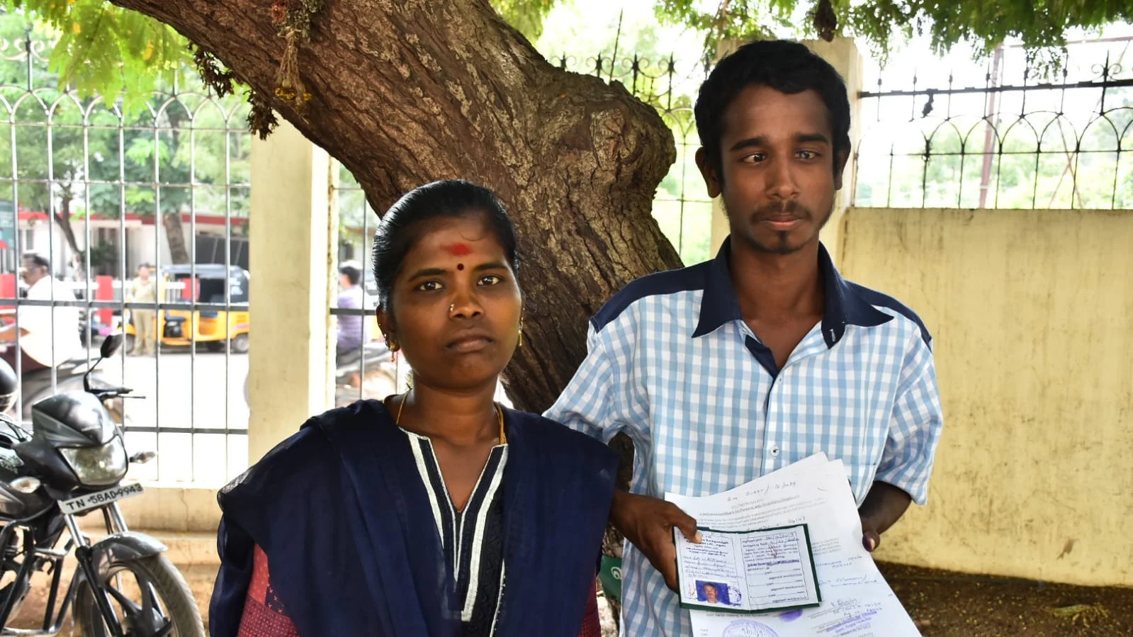 சத்யாவுடன், உதயகுமார்