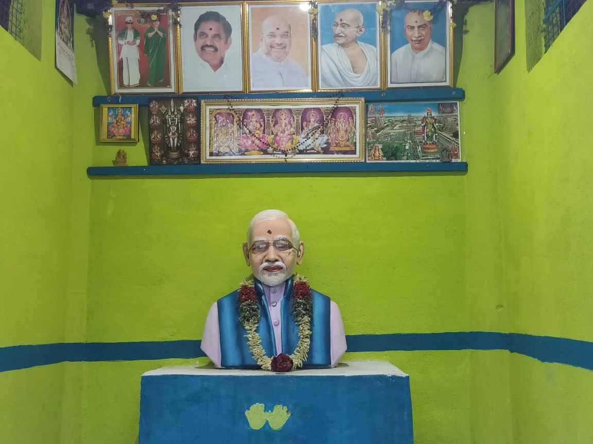 `6 வருடங்களாக மனதில் இருந்த ஆசை இது!’ - மோடிக்குக் கோயில் கட்டிய திருச்சி தொண்டர்