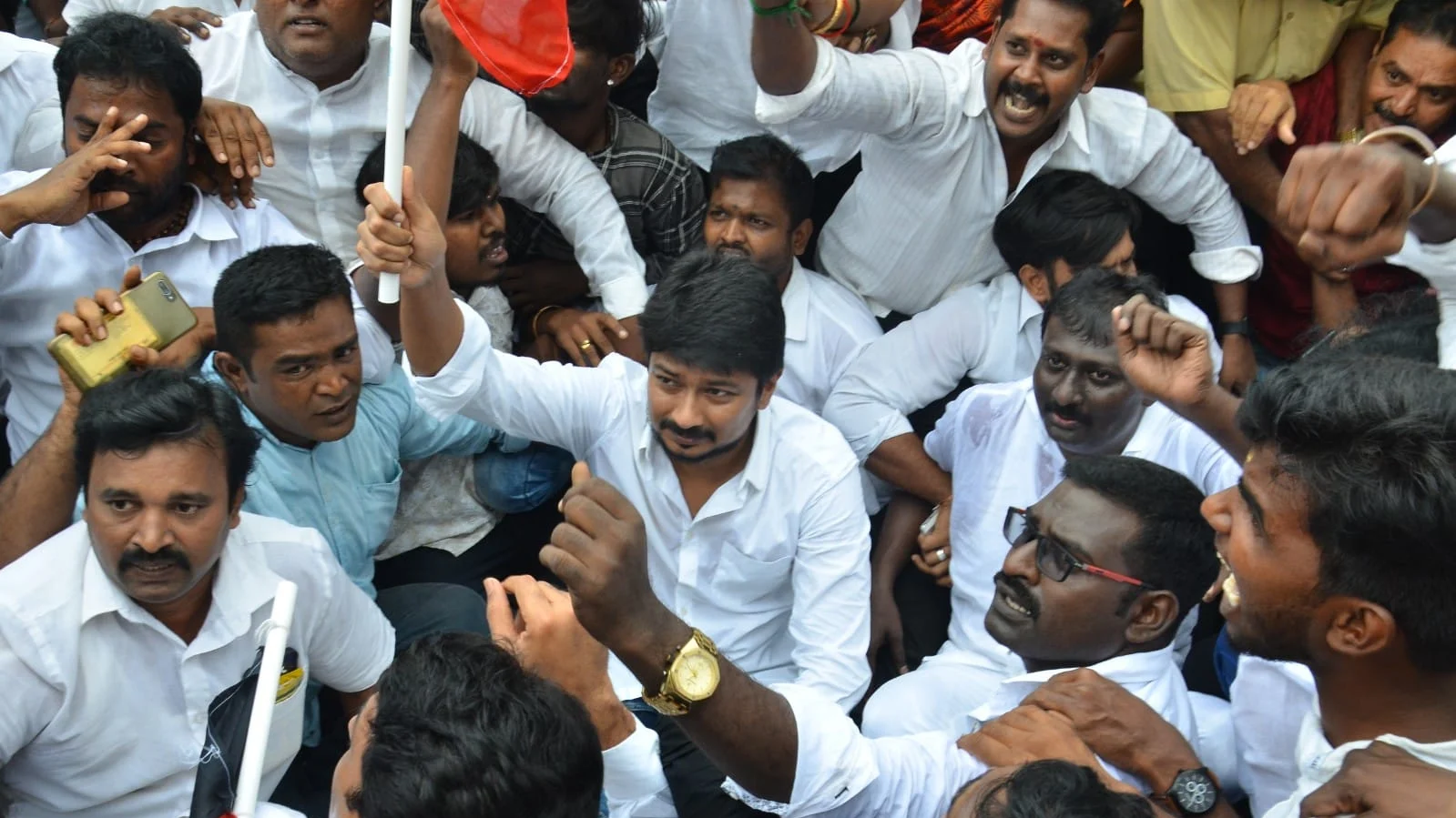 உதயநிதி