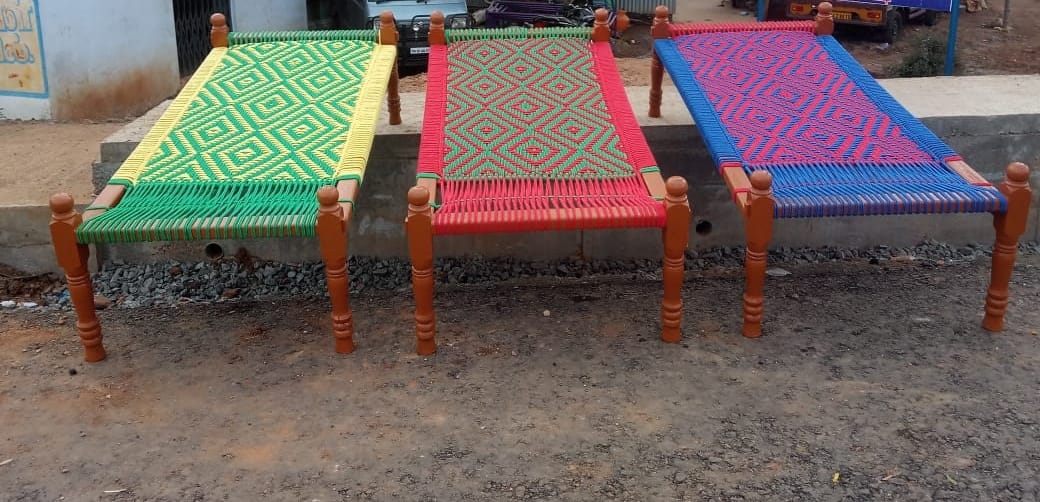 Palm tree cot