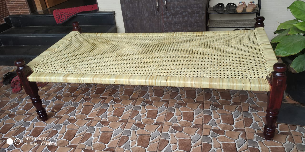 Palm tree cot