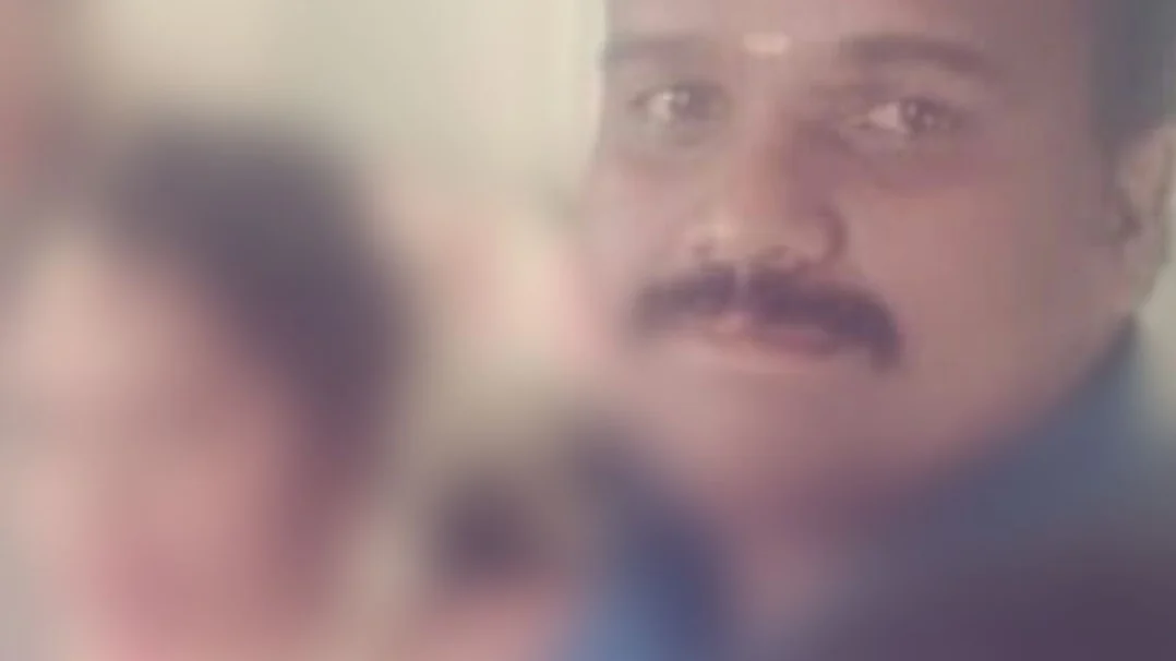 வேல்முருகன் - ராஜ்ஸ்ரீ திருமணத்தின்போது