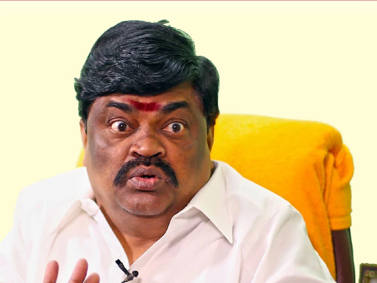 ‘‘எனக்கு எதிராக எங்கள்
கட்சியிலேயே சிலர்!”