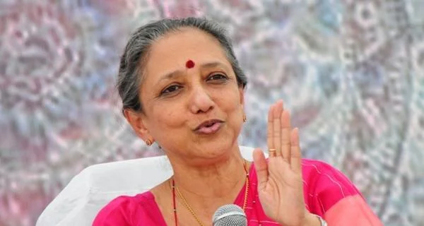 லீலா சாம்சன்