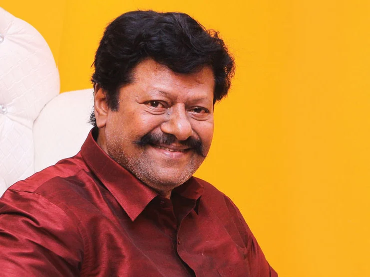 “சினிமாக்காரர்கள் வரக்கூடாது என்பது சின்னப்புள்ளத்தனம்!”